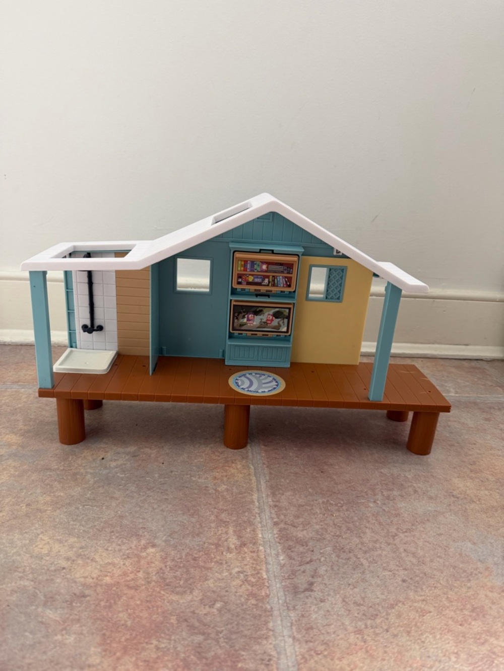 Bluey Ultimate Beach Cabin Beach House - House Only